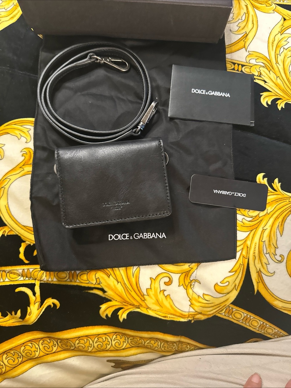 Dolce & Gabbana Black Leather Crossbody Card Wallet with Strap